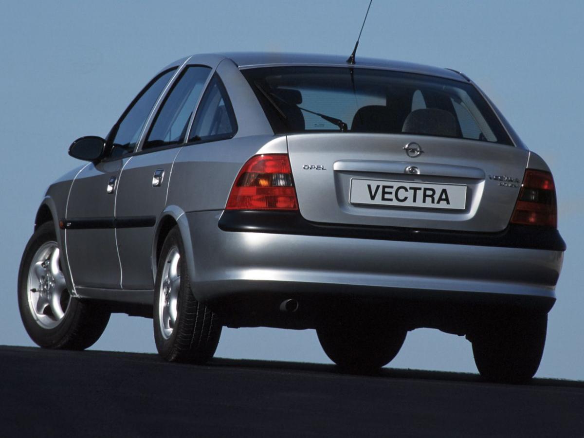 Opel vectra b подиумы